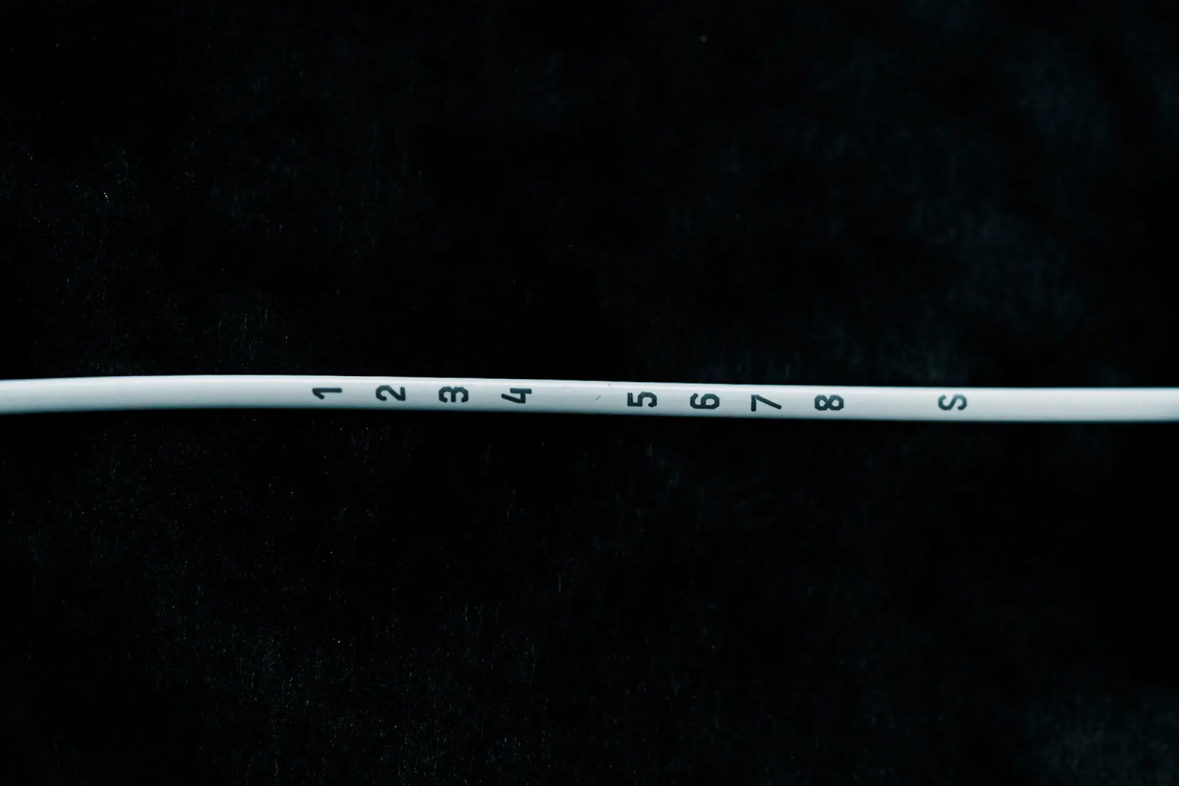 1 2 3 4 5  6 7 8 S white colored wire 